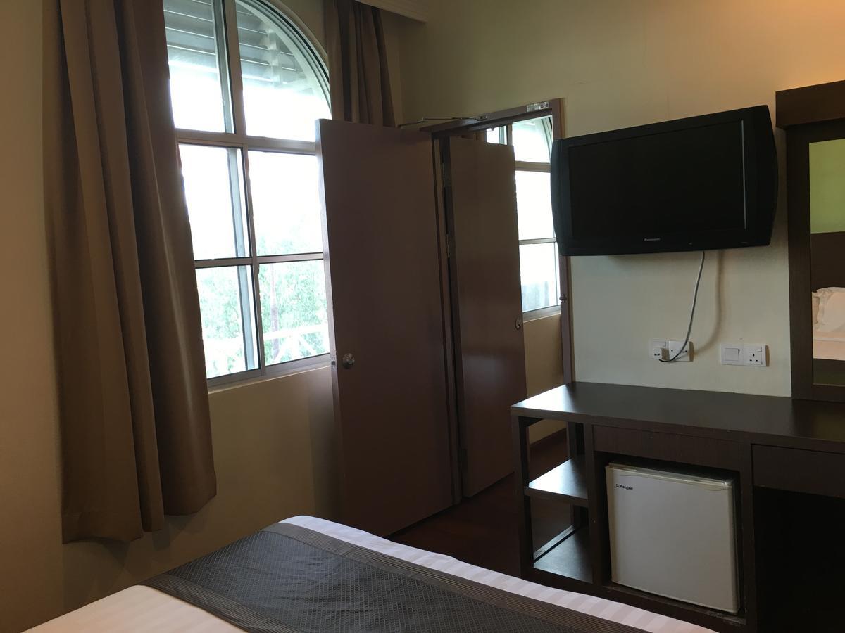 Lintas Plaza Hotel Kota Kinabalu Exteriör bild